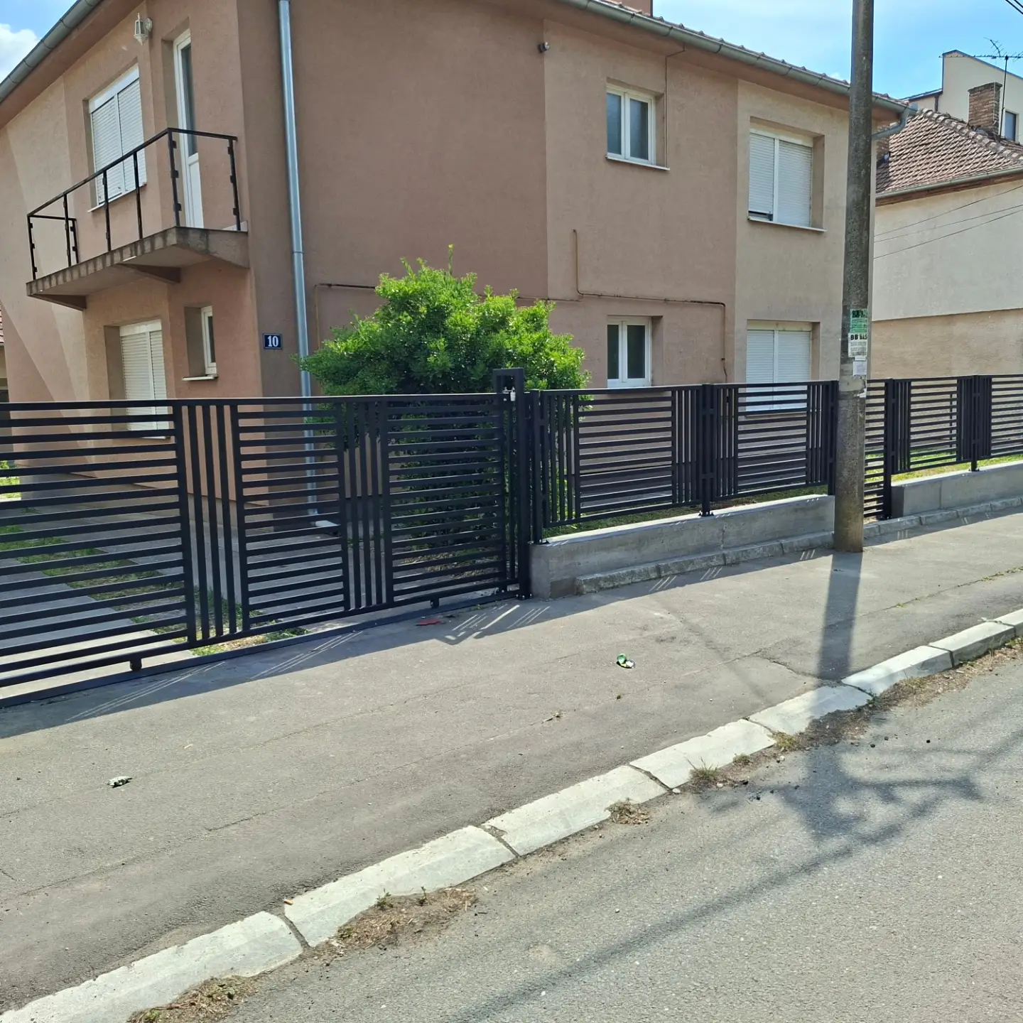 AD-Metal izvedeni rad