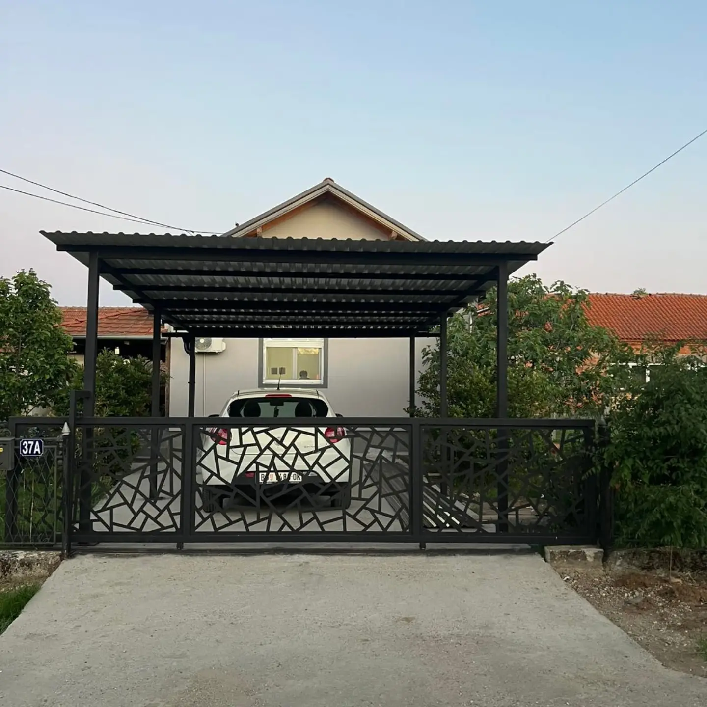 AD-Metal izvedeni rad