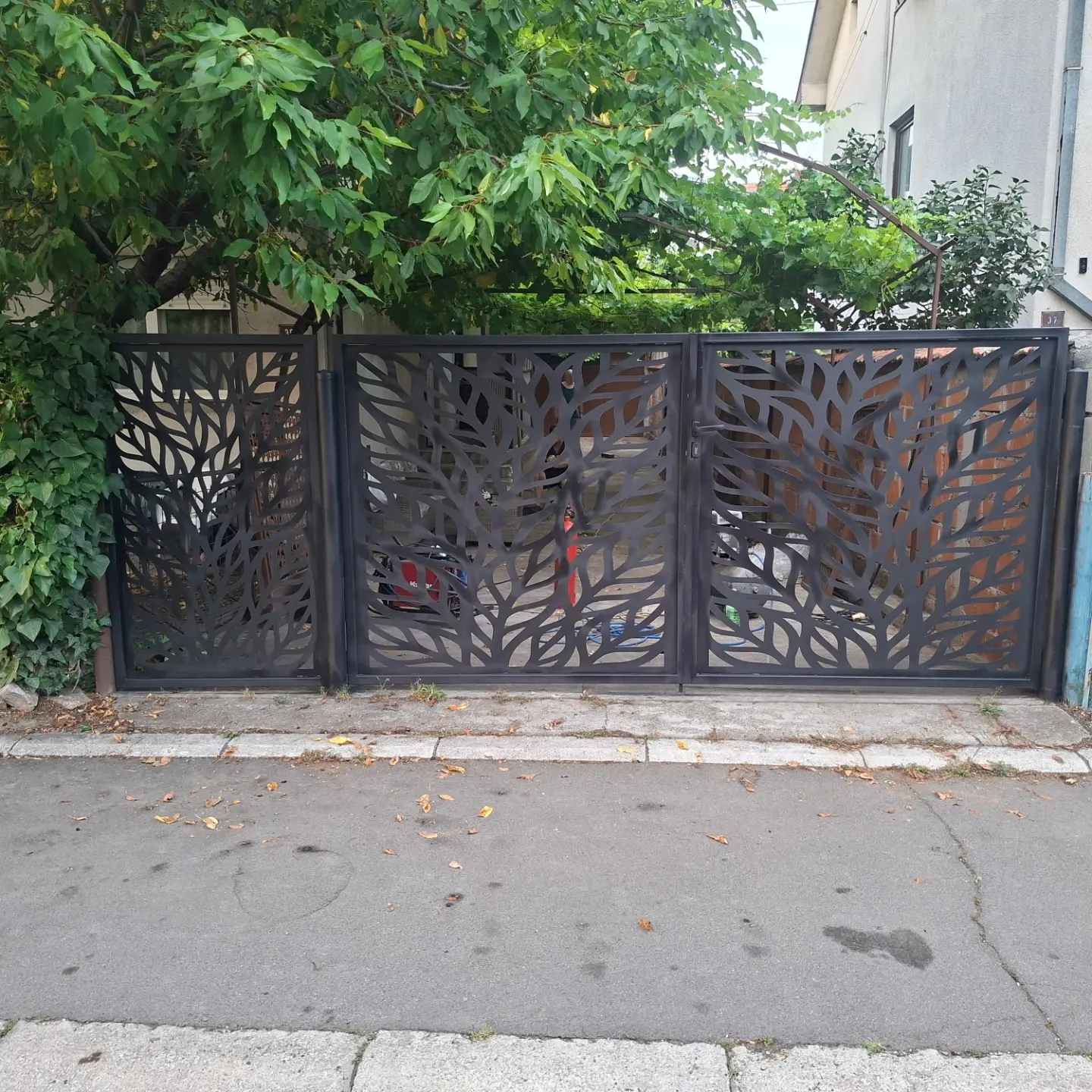 AD-Metal izvedeni rad